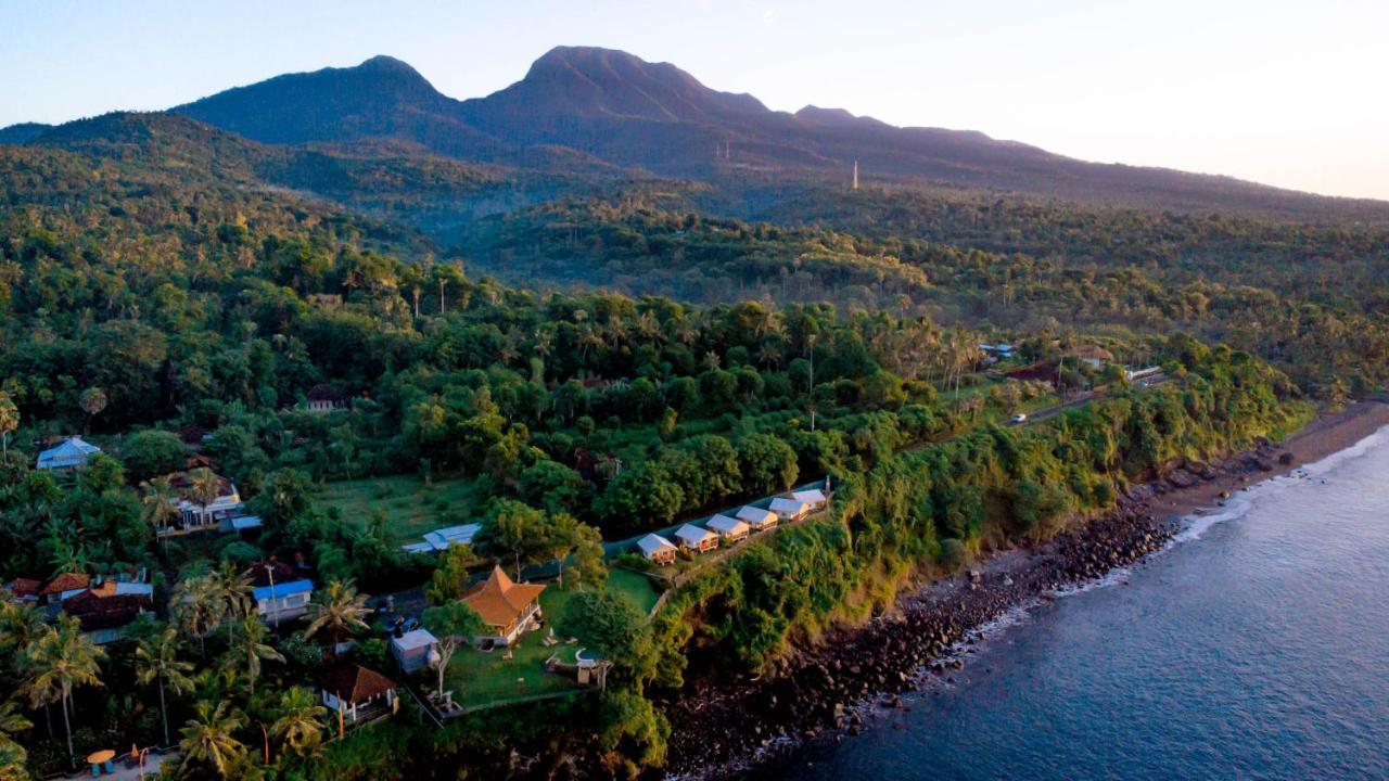 Bali Cliff Glamping Hotell Seraya Exteriör bild