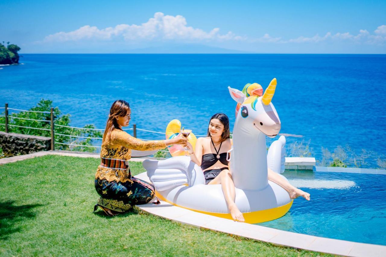 Bali Cliff Glamping Hotell Seraya Exteriör bild