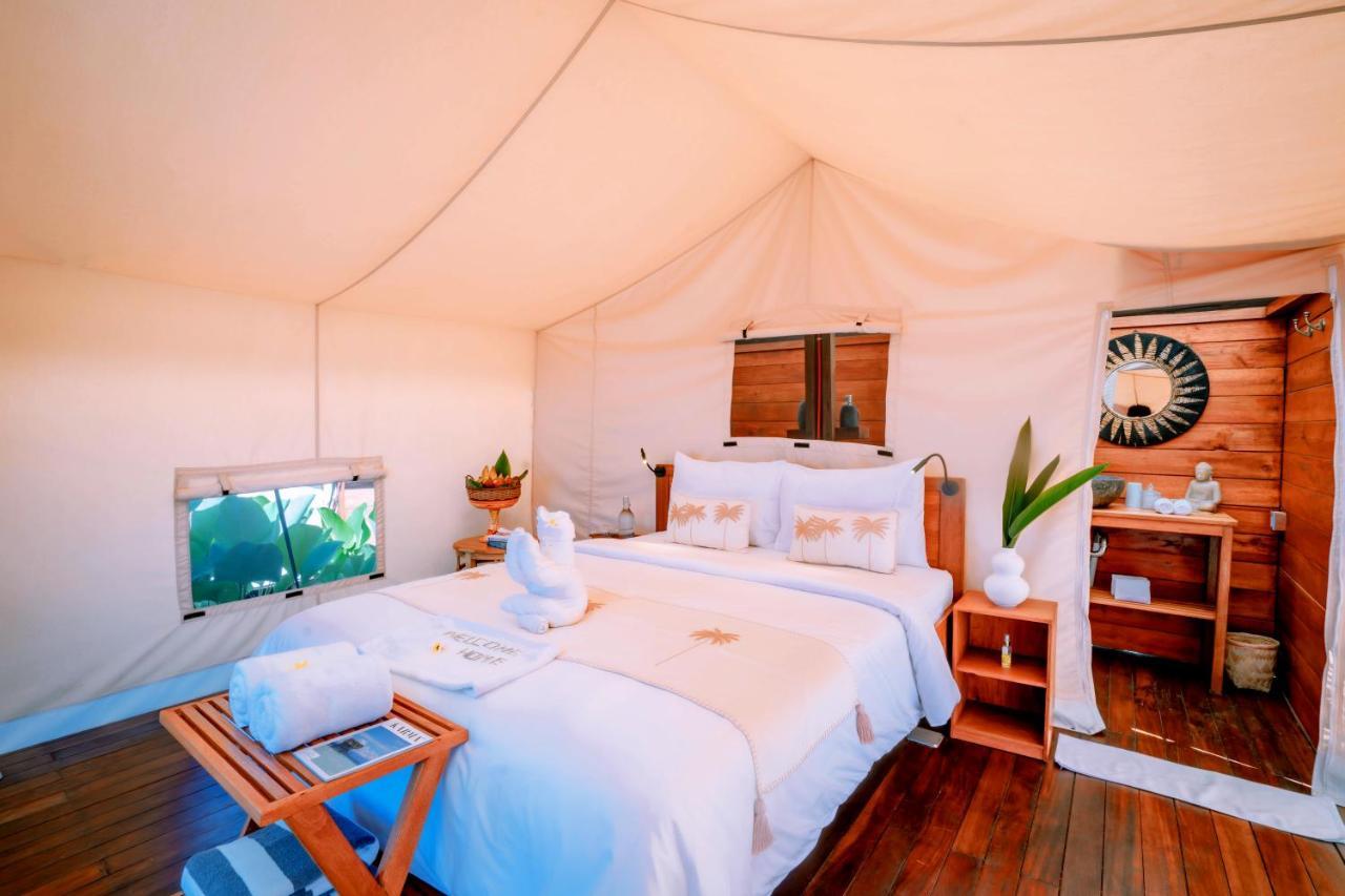 Bali Cliff Glamping Hotell Seraya Exteriör bild