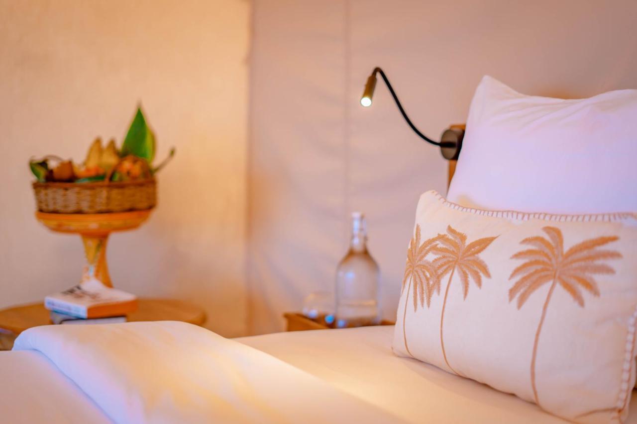 Bali Cliff Glamping Hotell Seraya Exteriör bild