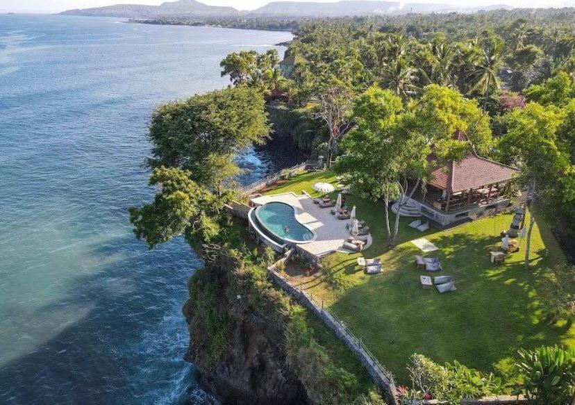 Bali Cliff Glamping Hotell Seraya Exteriör bild