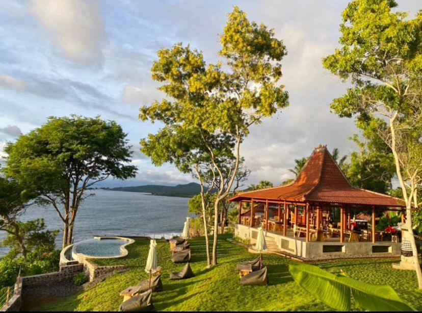 Bali Cliff Glamping Hotell Seraya Exteriör bild