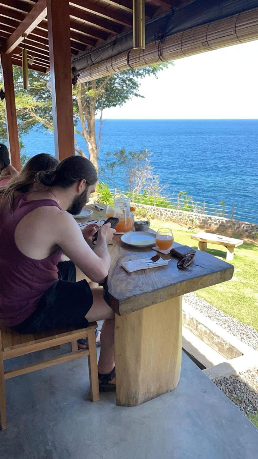 Bali Cliff Glamping Hotell Seraya Exteriör bild